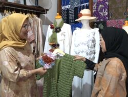 Pelaku UMKM Binaan BRI Berkembang Pesat Pakai Ecoprint, Namanya Kahut Siger Bori