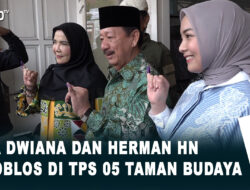 Eva Dwiana dan Herman HN nyoblos di TPS 05 Taman Budaya