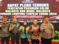 Ketua DPRD Bandar Lampung Bernas Yuniarta Hadiri Pleno Penetapan Walikota
