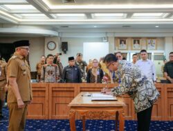 Gubernur Lampung Lantik Direksi Baru BUMD PT Wahana Raharja dan LJU