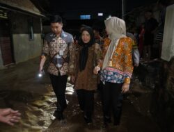 Pemkot Bandar Lampung Salurkan Bantuan Beras dan Uang Tunai untuk Korban Banjir