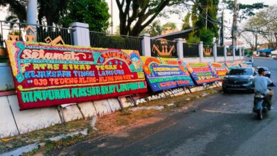 Tetapkan Arinal Jadi Tersangka, Kantor Kejati Dibanjiri Karangan Bunga Apresiasi